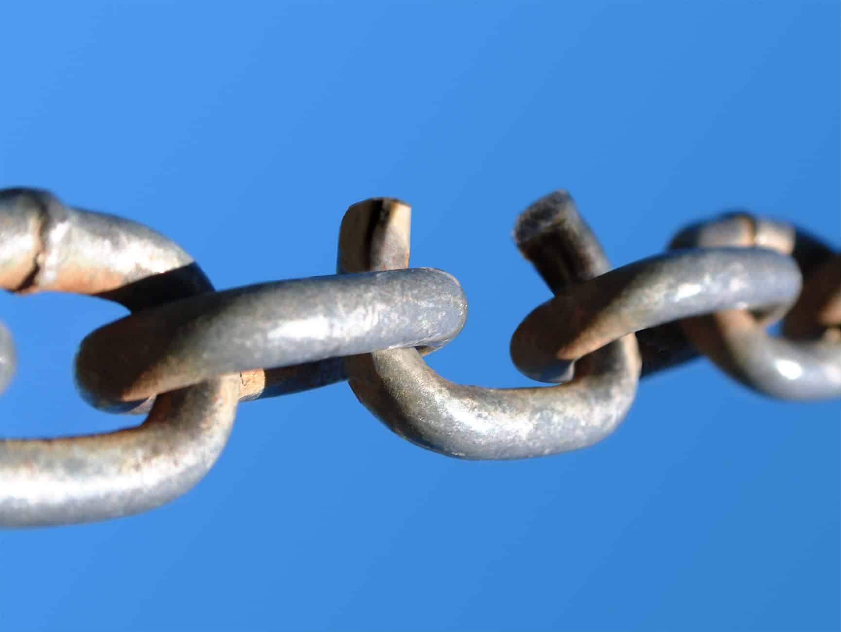 Chain link splitting open