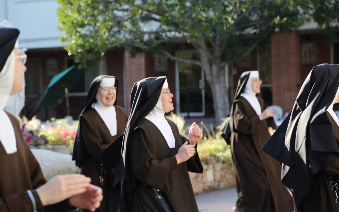 Carmelite Sisters Clapping